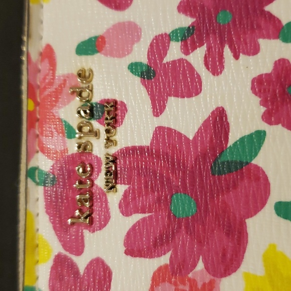 Kate Spade flowered small wallet, 3" x 5 1/2" - Picture 2 of 6